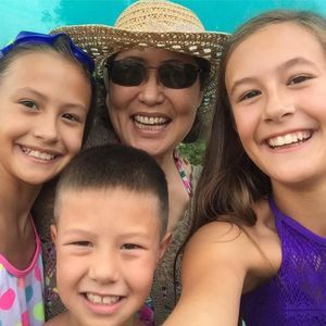 Meet your Posher, Chin